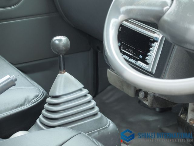 DAIHATSU HIJET TRUCK 4WD 1998 Image 31