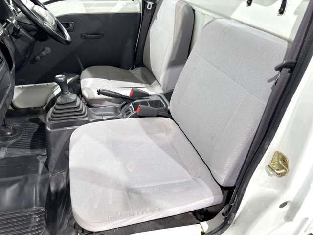 SUBARU SAMBAR TRUCK 4WD 2004 Image 31