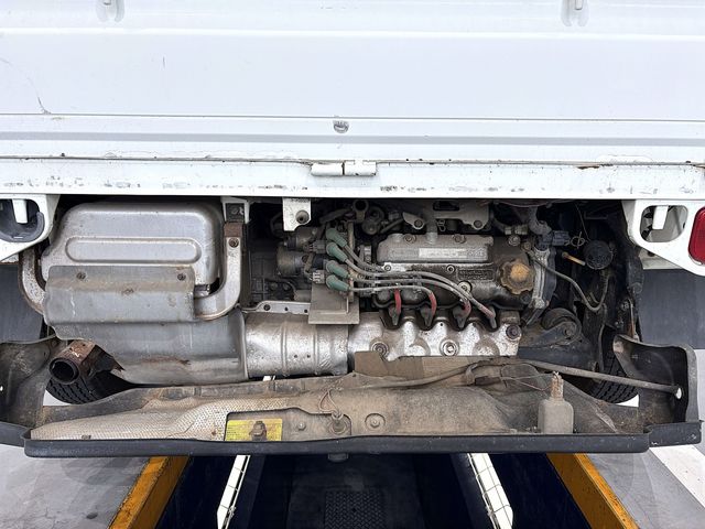SUBARU SAMBAR TRUCK 4WD 2004 Image 31