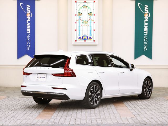 VOLVO V60 2025 Image 31
