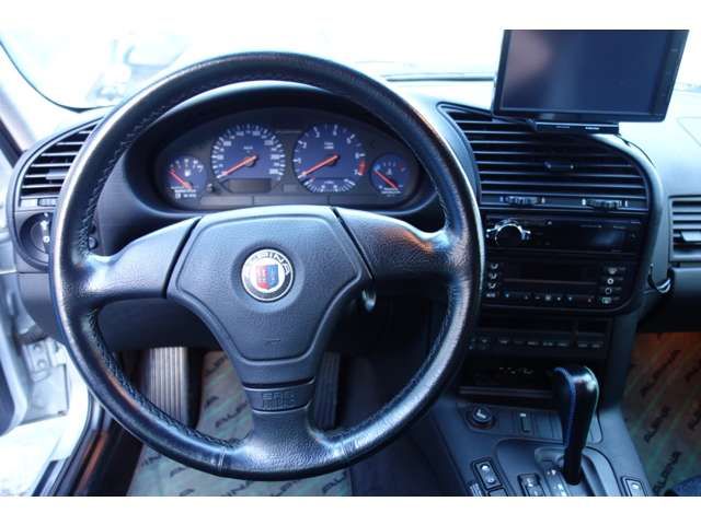 ALPINA B6 TOURING 1997 Image 31