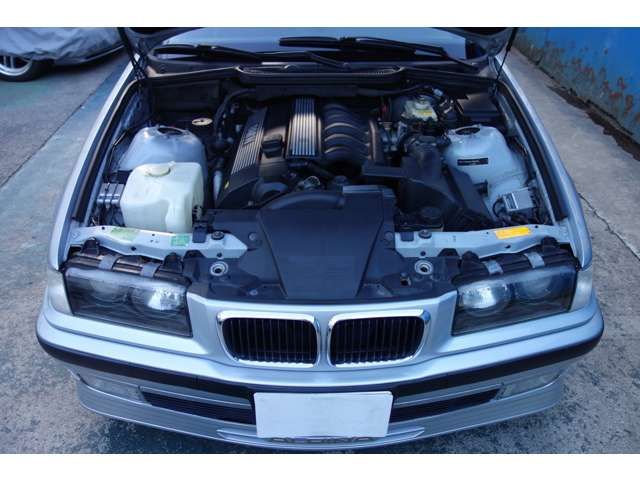 ALPINA B6 TOURING 1997 Image 31