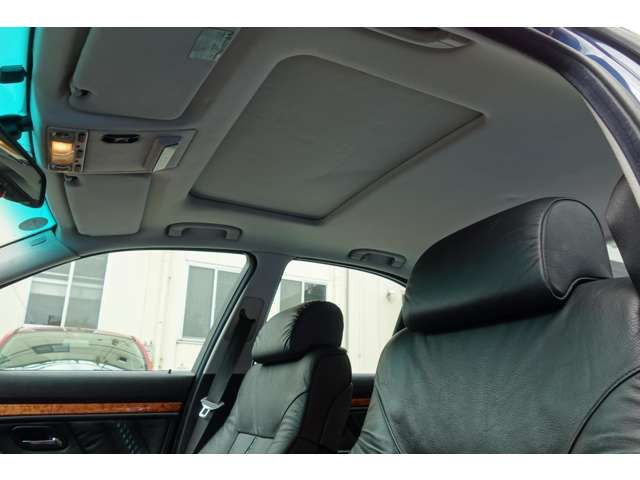 ALPINA B10 LIMOUSINE 1997 Image 31