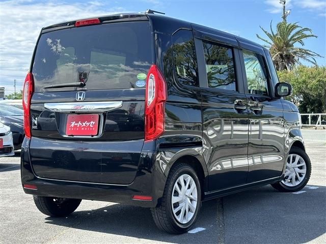 HONDA N BOX 2019 Image 31