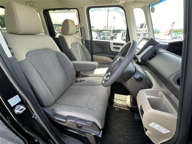 HONDA N BOX 2019 Image 31