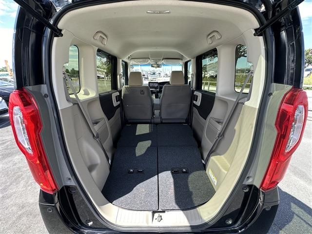 HONDA N BOX 2019 Image 31