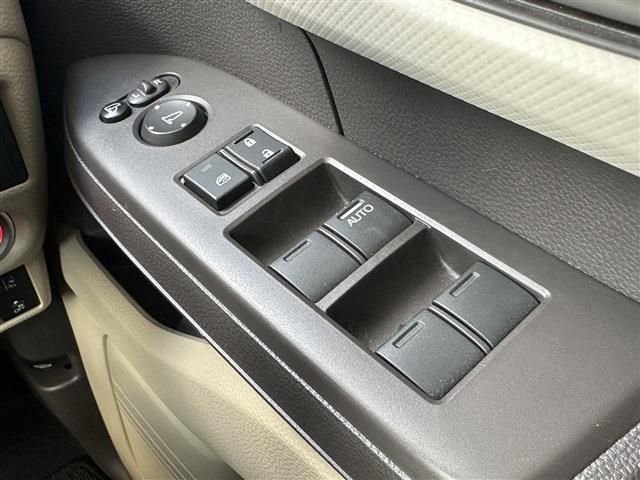 HONDA N BOX 2019 Image 31