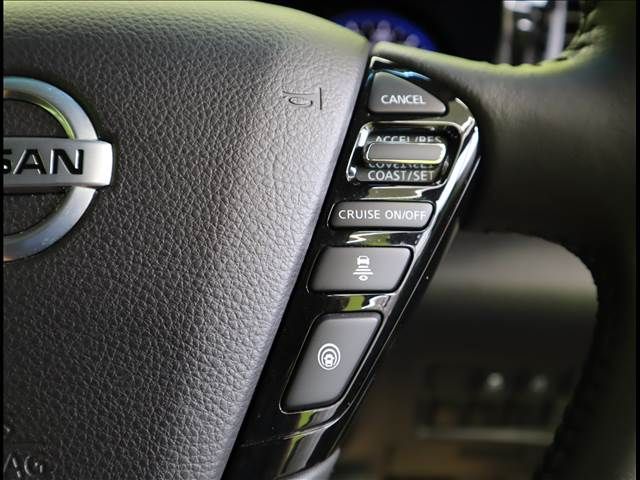 NISSAN ELGRAND 2021 Image 31