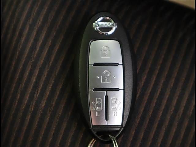 NISSAN ELGRAND 2021 Image 31