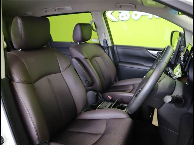 NISSAN ELGRAND 2021 Image 31