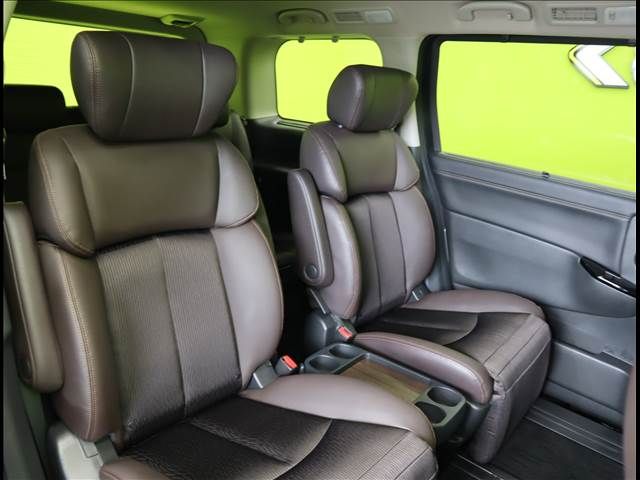 NISSAN ELGRAND 2021 Image 31