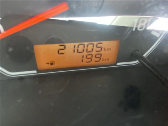 NISSAN NV150 AD 4WD 2019 Image 31