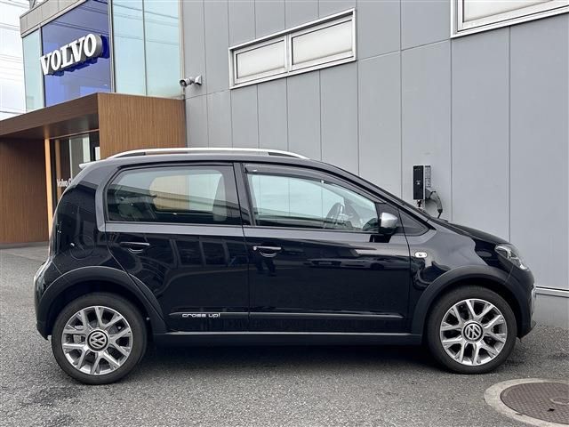 VOLKSWAGEN UP! 2016 Image 31