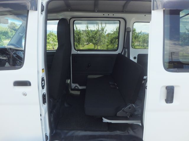 DAIHATSU HIJET CARGO 4WD 2019 Image 31