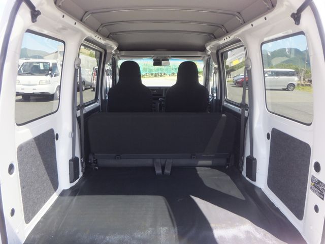 DAIHATSU HIJET CARGO 4WD 2019 Image 31