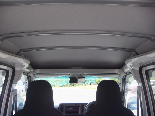 DAIHATSU HIJET CARGO 4WD 2019 Image 31