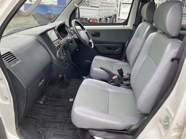 TOYOTA LITEACE VAN 2WD 2020 Image 31