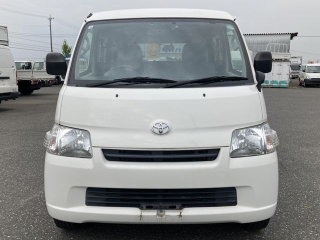 TOYOTA LITEACE VAN 2WD 2020 Image 31