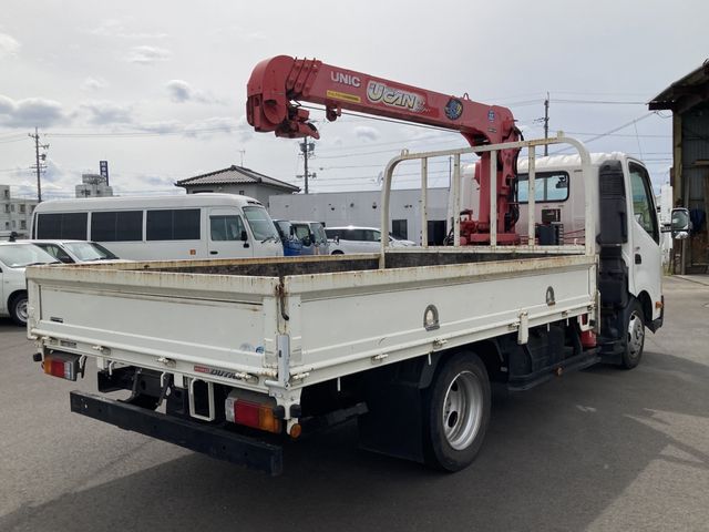 HINO DUTRO 2011 Image 31