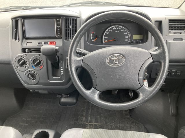 TOYOTA LITEACE VAN 4WD 2019 Image 31