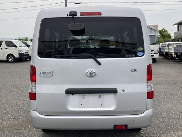 TOYOTA LITEACE VAN 4WD 2019 Image 31
