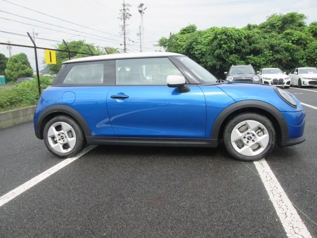 BMW MINI COOPER 2024 Image 31