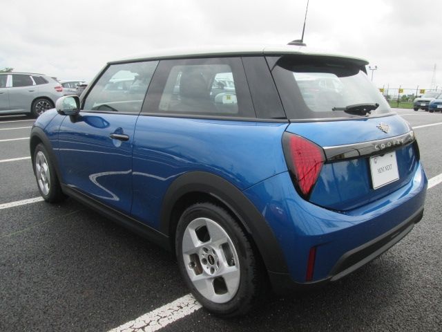 BMW MINI COOPER 2024 Image 31