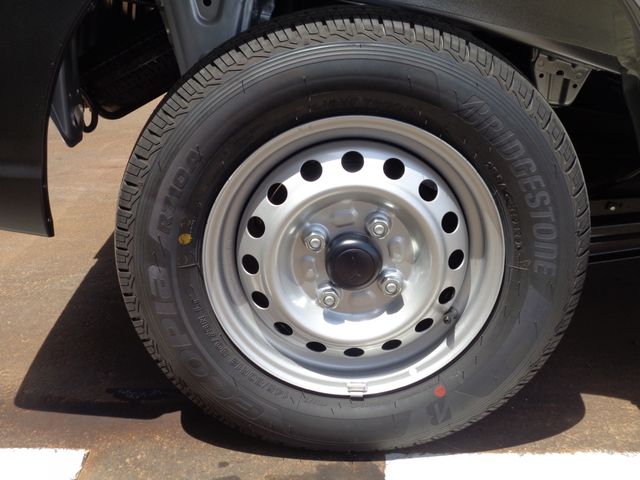 DAIHATSU HIJET CARGO 4WD 2025 Image 31