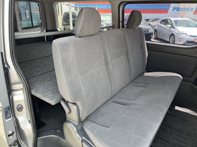 TOYOTA REGIUSACE VAN 2WD 2011 Image 31