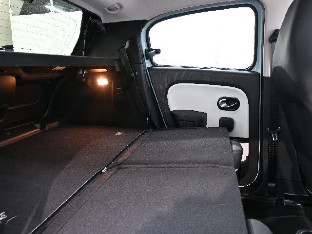 RENAULT TWINGO 2022 Image 31