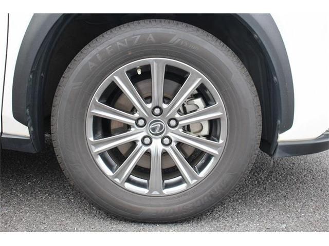 TOYOTA LEXUS NX300H 2018 Image 31