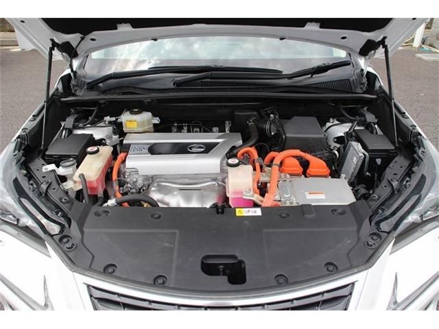 TOYOTA LEXUS NX300H 2018 Image 31