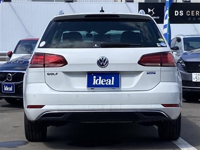 VOLKSWAGEN GOLF VARI 2019 Image 31