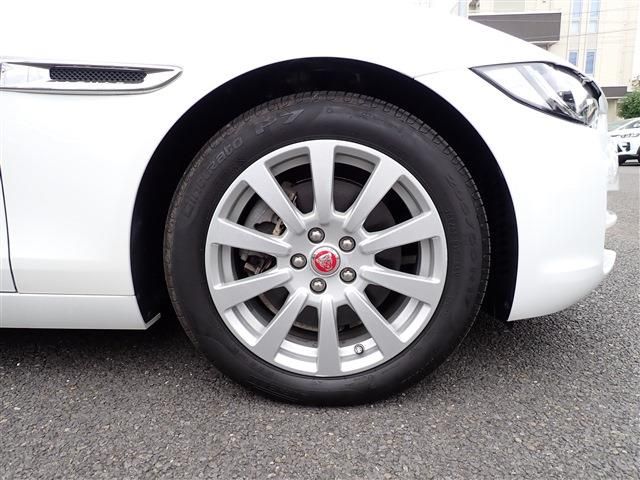 JAGUAR XESERIES 2017 Image 31