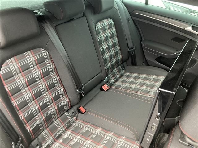 VOLKSWAGEN GOLF GTI 2018 Image 31