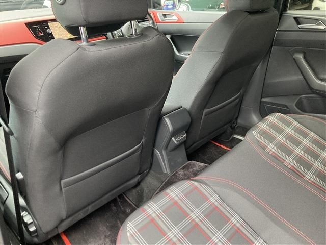 VOLKSWAGEN POLO GTI 2019 Image 31