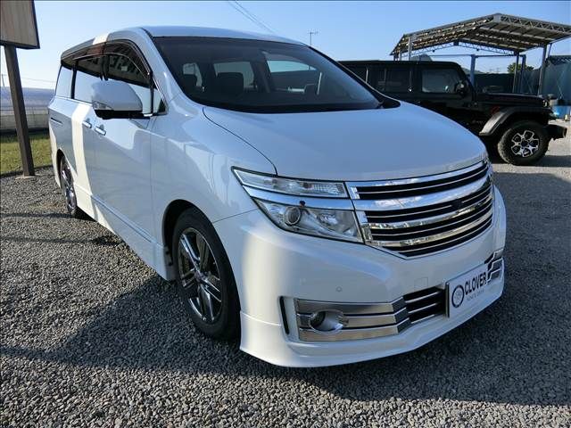 NISSAN ELGRAND 2010 Image 31