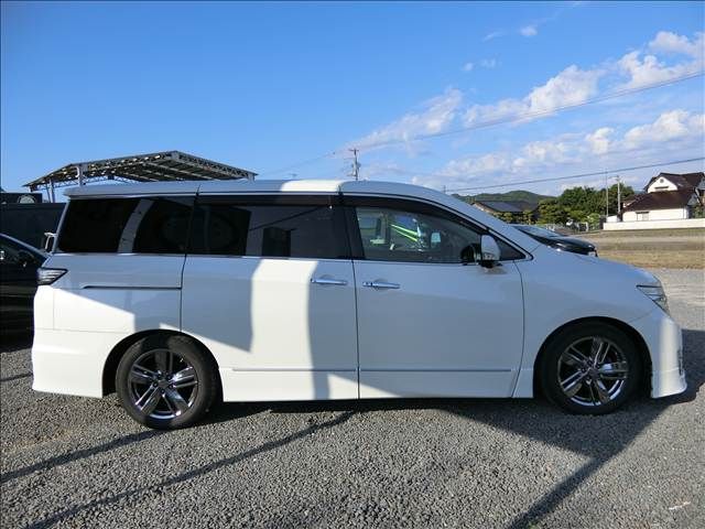 NISSAN ELGRAND 2010 Image 31