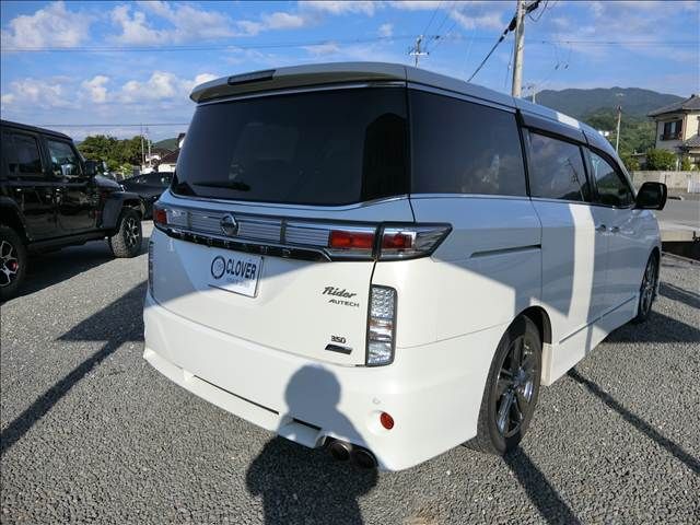 NISSAN ELGRAND 2010 Image 31