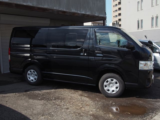 TOYOTA REGIUSACE VAN 4WD 2019 Image 31