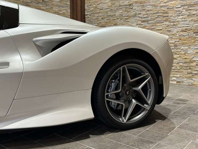 FERRARI F8 SPIDER 2021 Image 31