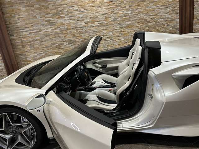 FERRARI F8 SPIDER 2021 Image 31