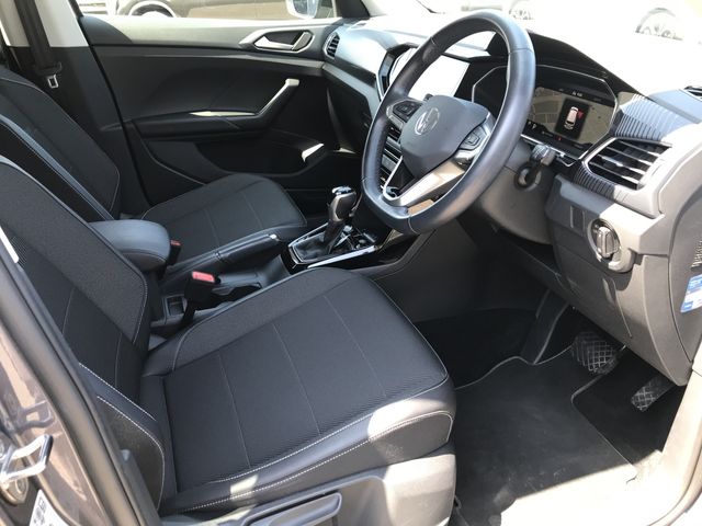 VOLKSWAGEN T-CROSS 2022 Image 31