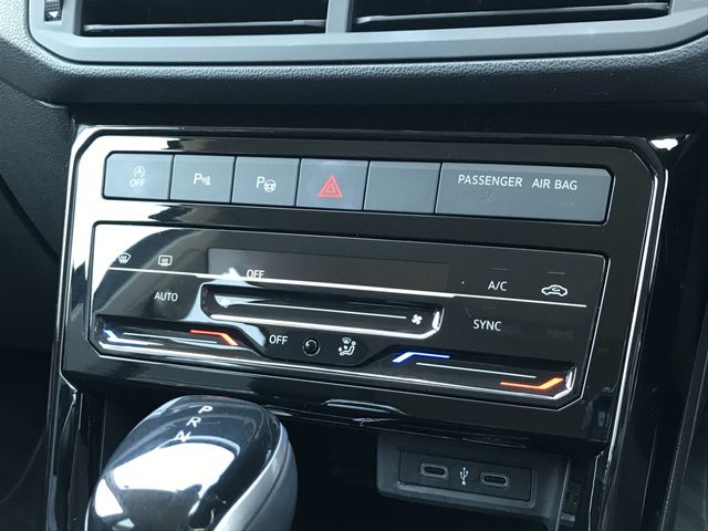 VOLKSWAGEN T-CROSS 2022 Image 31