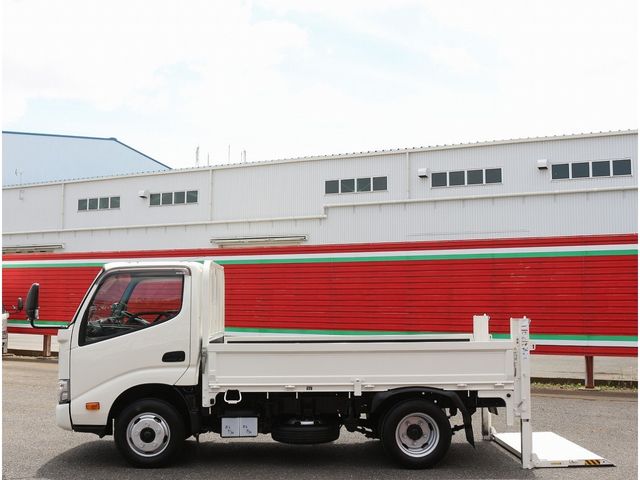 HINO DUTRO 2019 Image 31