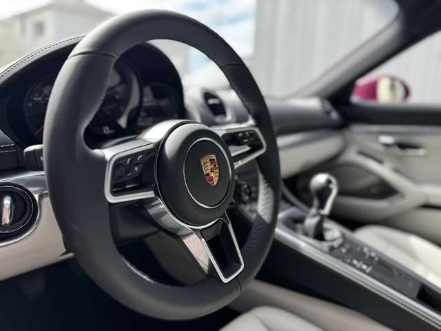 PORSCHE 718CAYMAN 2024 Image 31