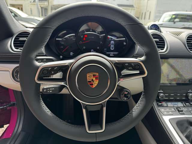 PORSCHE 718CAYMAN 2024 Image 31