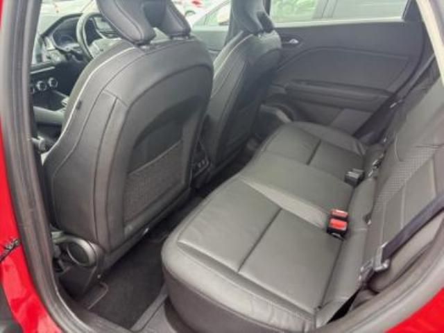 RENAULT CAPTUR 2021 Image 31