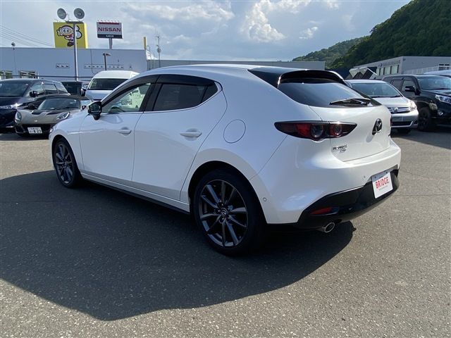 MAZDA 3 FASTBACK 2019 Image 31