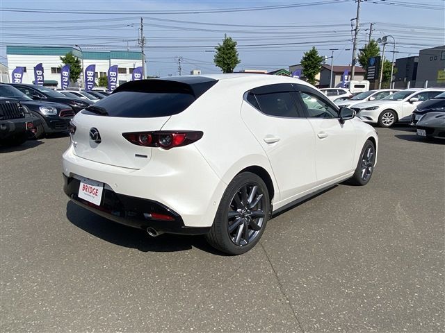 MAZDA 3 FASTBACK 2019 Image 31